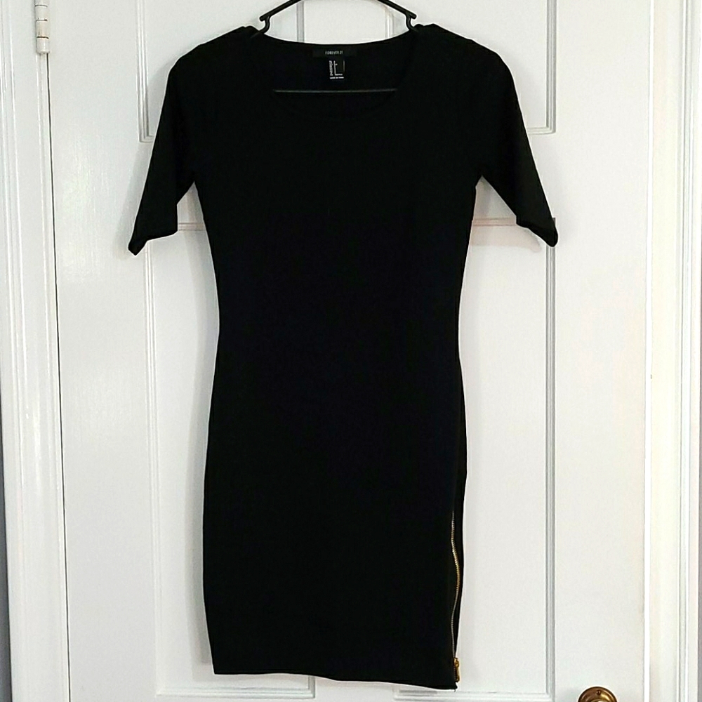Forever 21 Black dress